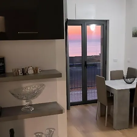 בית הארחה Vistamare 3*