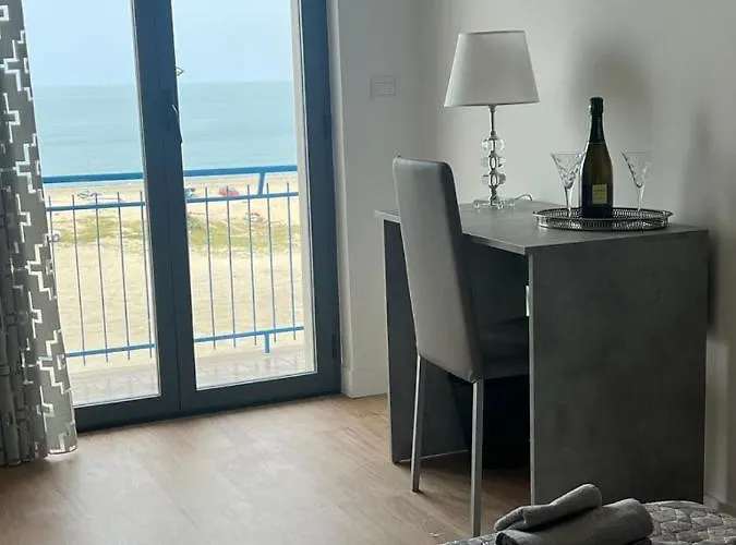 Vistamare בית הארחה מרינה די סקבוניאה