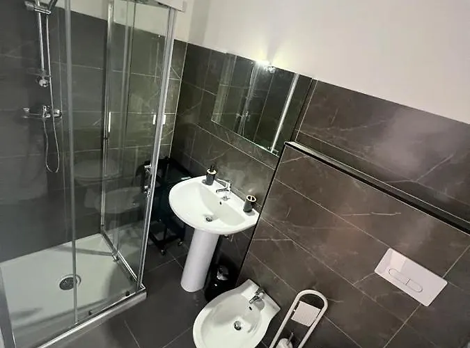 Vistamare בית הארחה