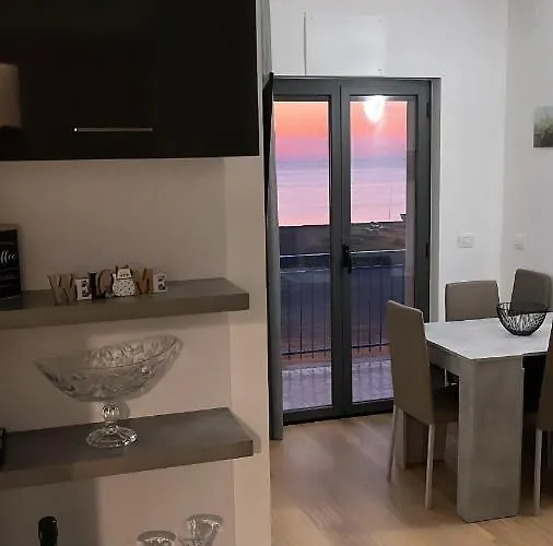 Affittacamere Vistamare 3*